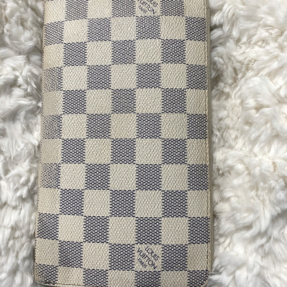 LV big wallet
